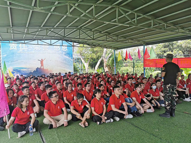 第六届牛商争霸赛深圳战区339人中段拓展活动一天