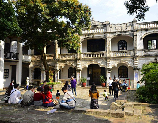 佛山岭南新天地-祖庙-逢简水乡-李小龙半天拓展-清晖园-骑楼步行街3日游